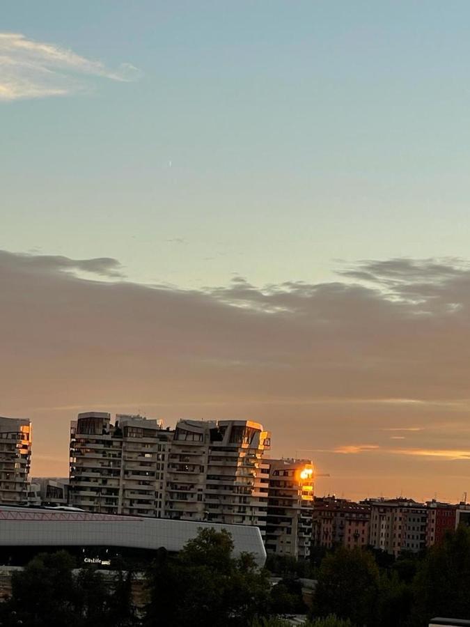 On The Top Floor Watching Citylife And Mico Μιλάνο Εξωτερικό φωτογραφία